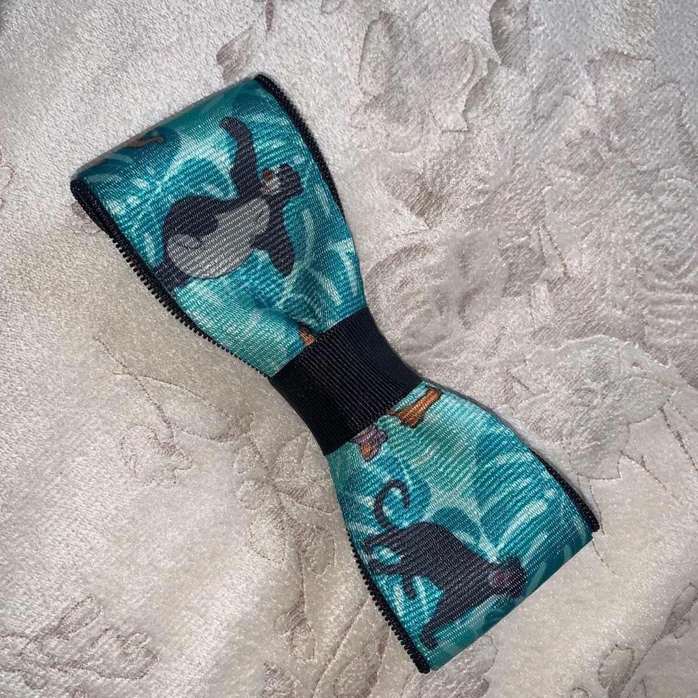 Seatbelt jungle book bow- blue